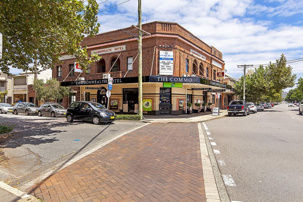 Commonwealth Hotel Newcastle Exterior photo