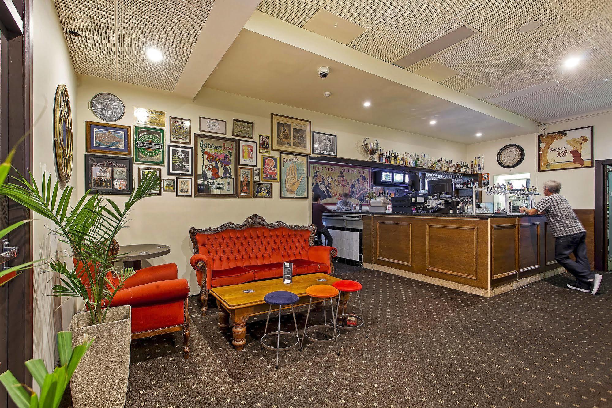 Commonwealth Hotel Newcastle Exterior photo